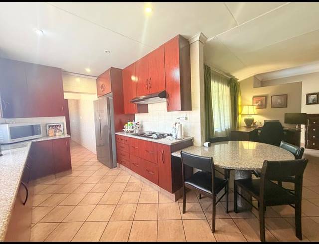 3 BEDROOM HOUSE FOR SALE IN VANDERBIJLPARK SE 6